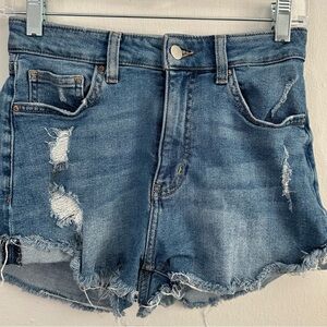 H&M Distressed Blue Denim Shorts (Size 4)